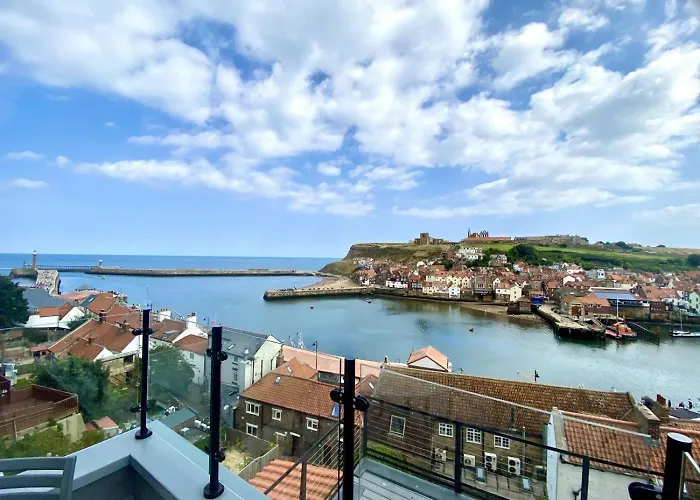 3 Bed In Whitby Oc-W957